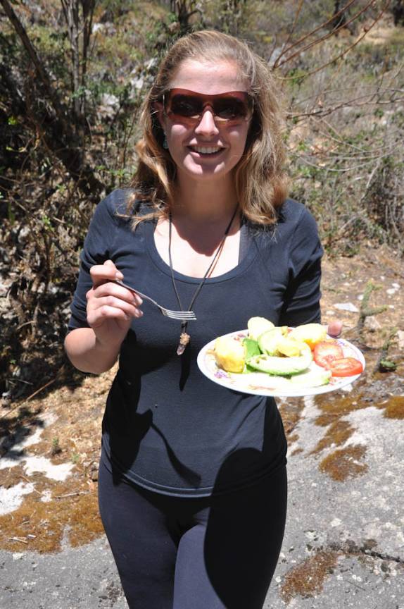 Hora do almoço no trekking na região da Cordillera Blanca, próximo à Huaraz - Peru